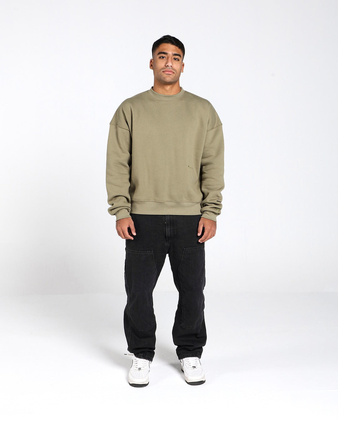 NOY CLASSIC CREWNECK - OLIVE