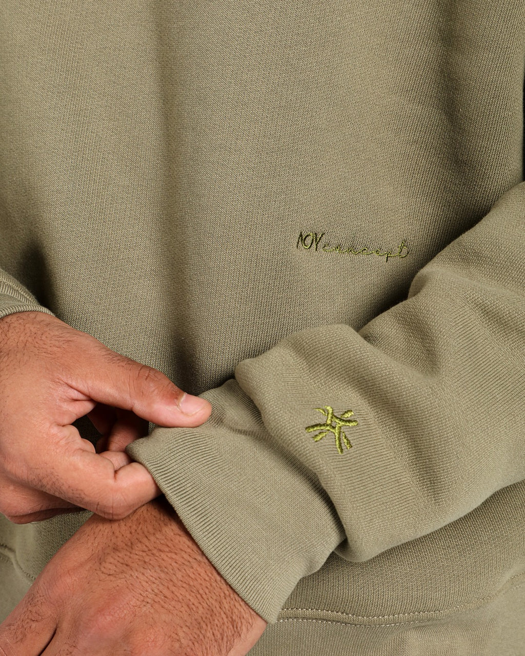 NOY CLASSIC CREWNECK - OLIVE