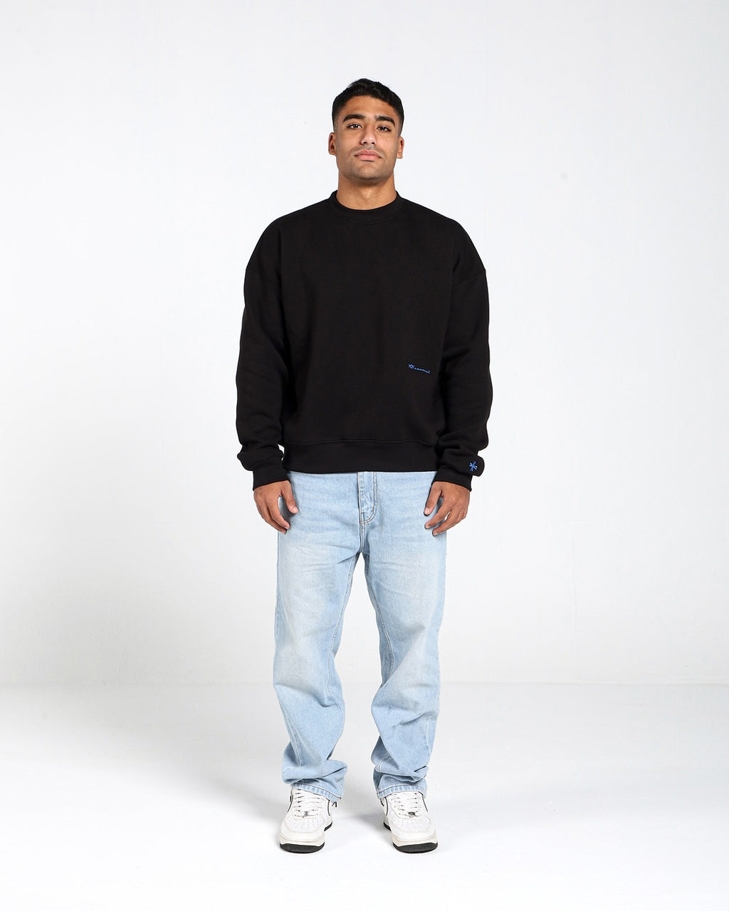 NOY CLASSIC CREWNECK - BLACK