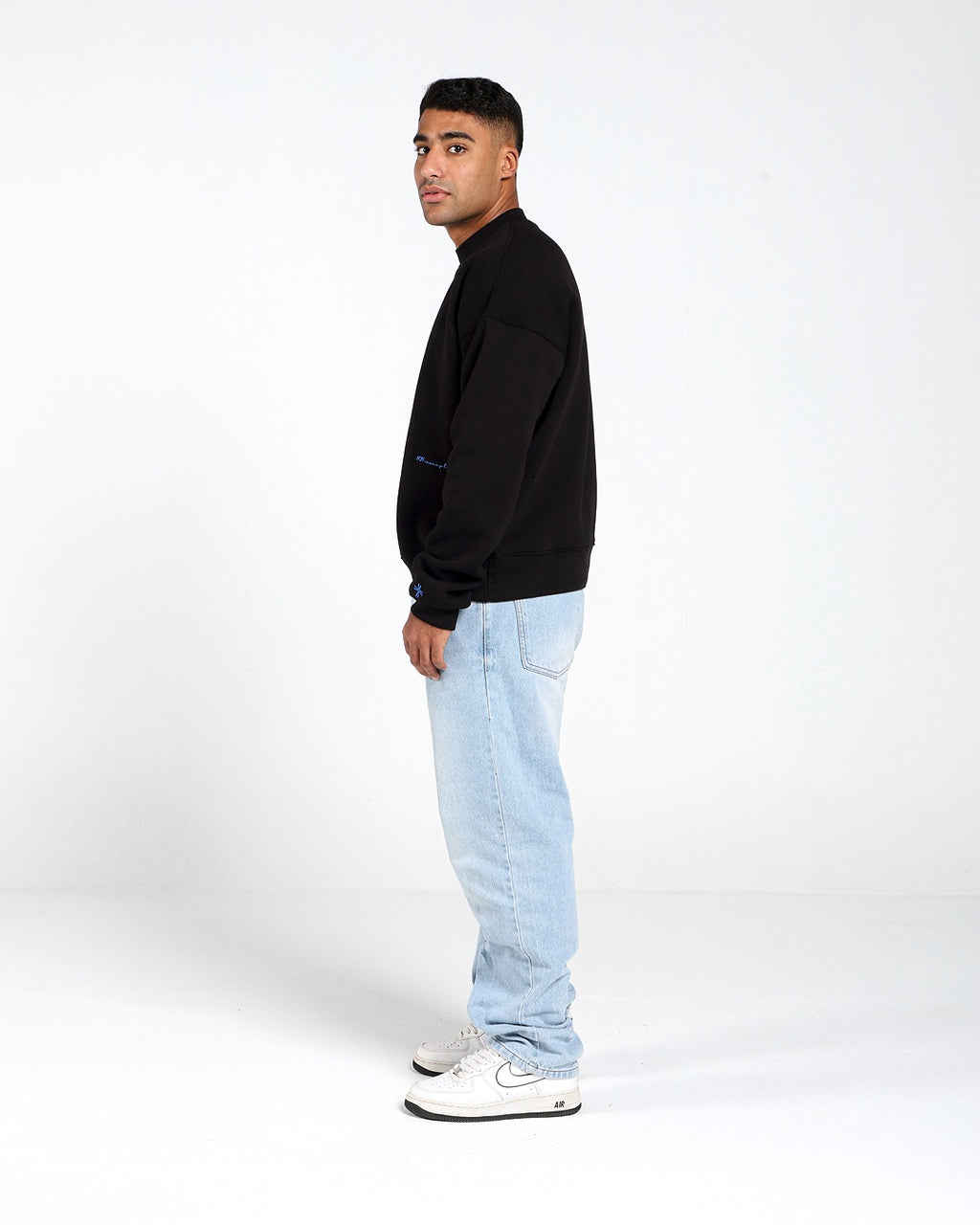 NOY CLASSIC CREWNECK - BLACK