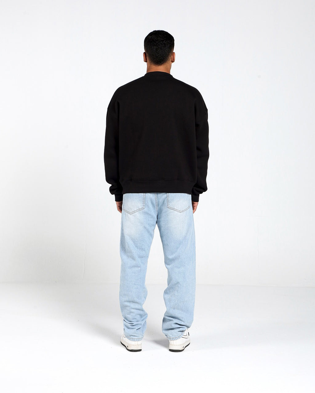 NOY CLASSIC CREWNECK - BLACK